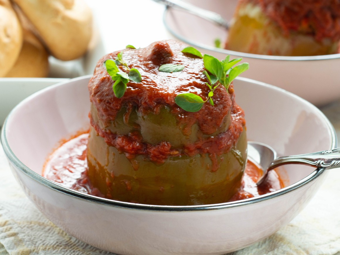 Gefüllte Paprikaschoten mit Hackfleisch Rezept