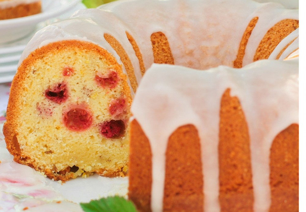Himbeerkuchen mit Zitronenguss