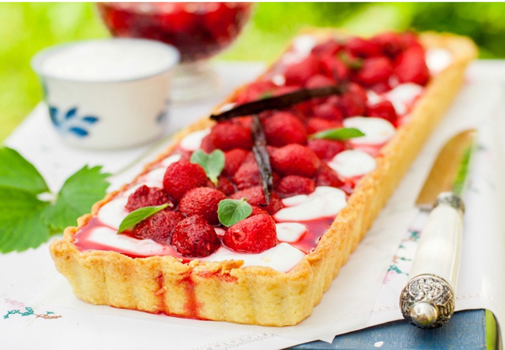 Schneller Erdbeer-Quark-Kuchen Backschule