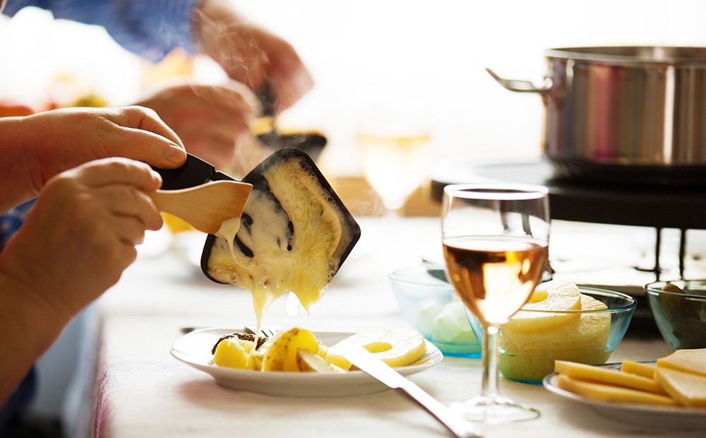 Tipps für den perfekten Raclette-Abend 