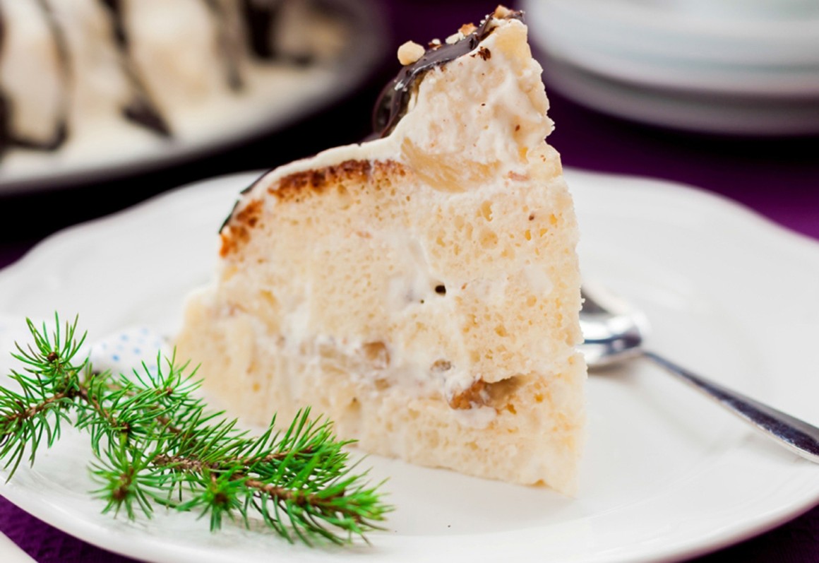Pancho Kuchen mit Ananas und Walnüssen