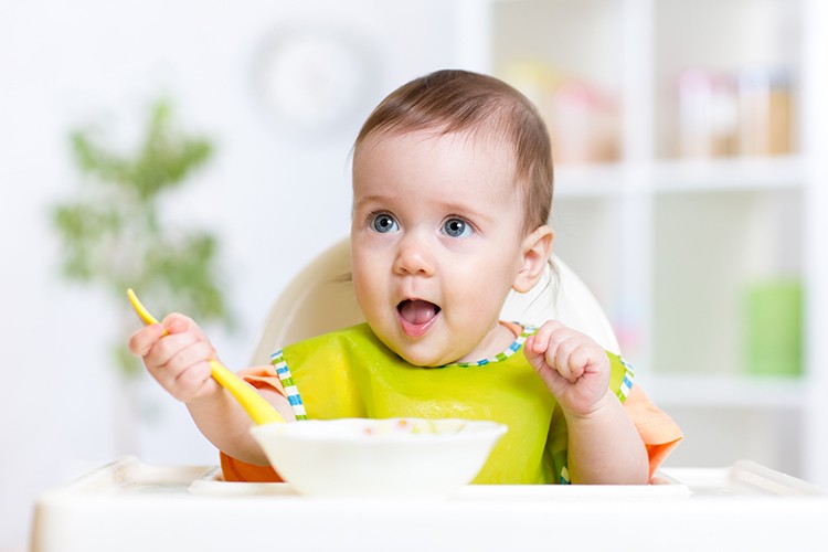 Ernährung von Säuglingen und Babys