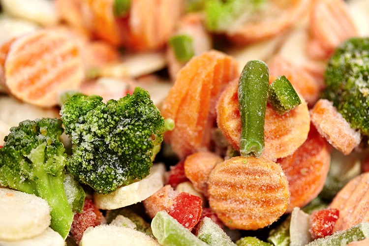 Frisches Gemüse hat mehr Vitamine als das aus der Tiefkühltruhe