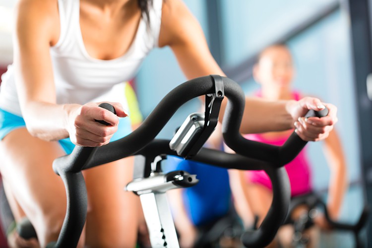 Die richtige Ernährung für das Training im Fitnessstudio