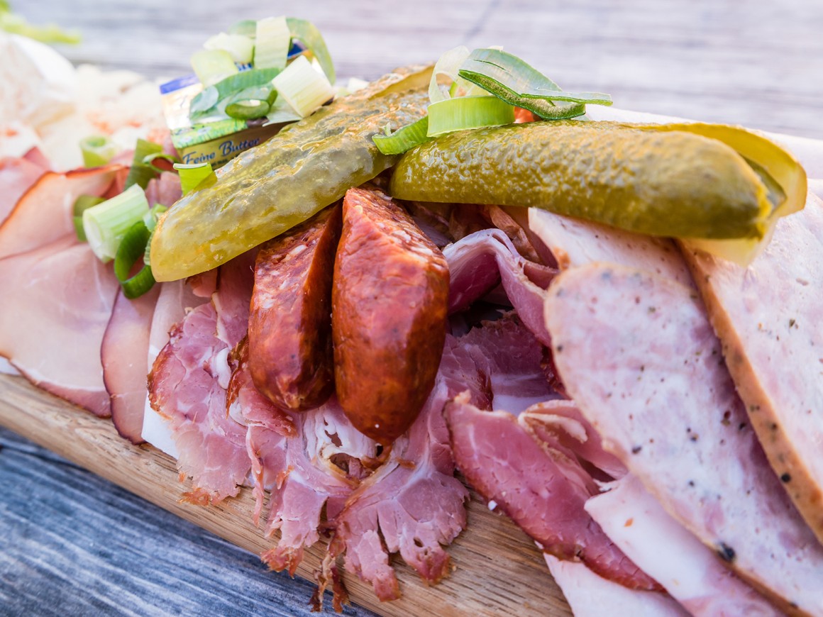 Die Brotzeit: Eine Tradition mit Herz und Geschmack