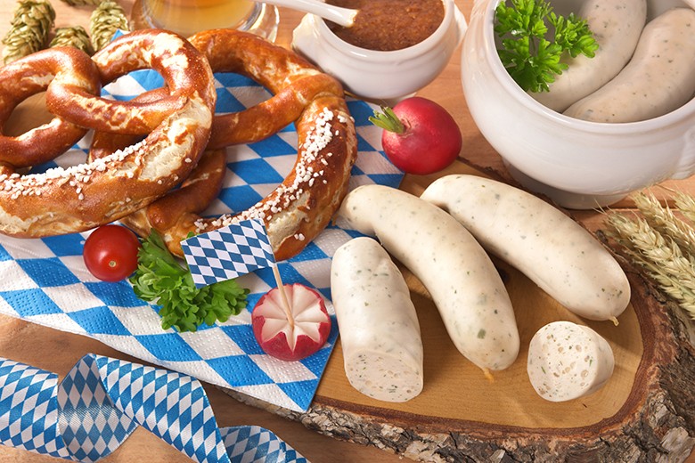Wie bereitet man Weißwurst zu?