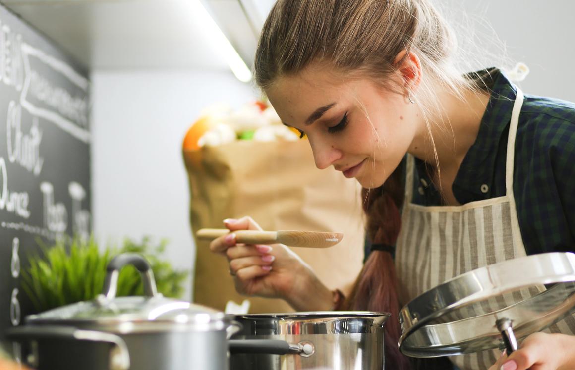 Fünf Berufe, die sich perfekt für Kochbegeisterte eignen, bieten neue Perspektiven und Karrierechancen.