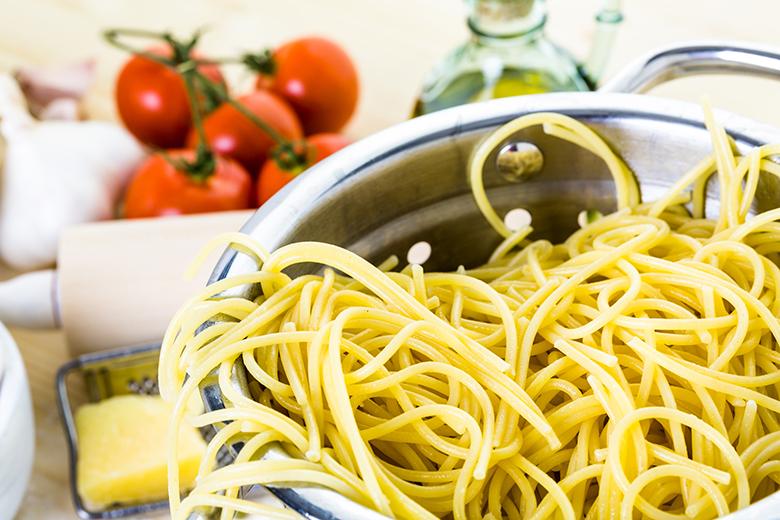 Reis, Teigwaren und Kartoffeln im Dampfgarer zubereiten