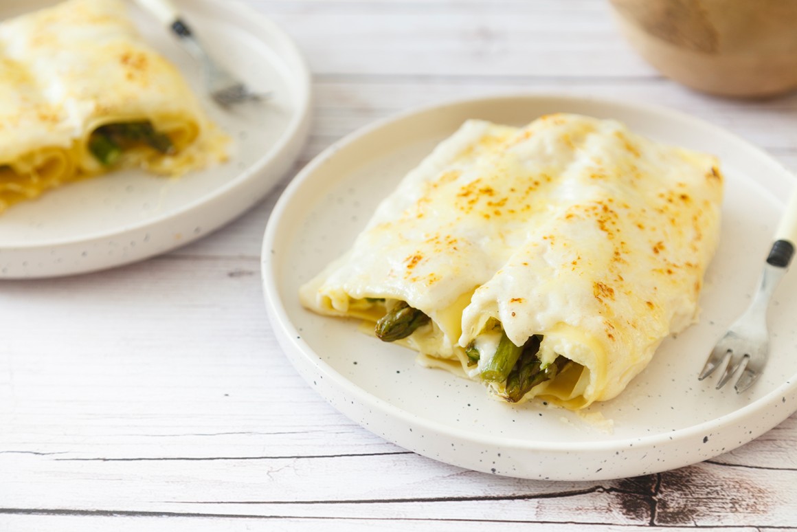 Pasta-Rollen mit Spargel
