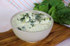 Spinat mit Zitronensauce