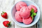 Erdbeer-Eis