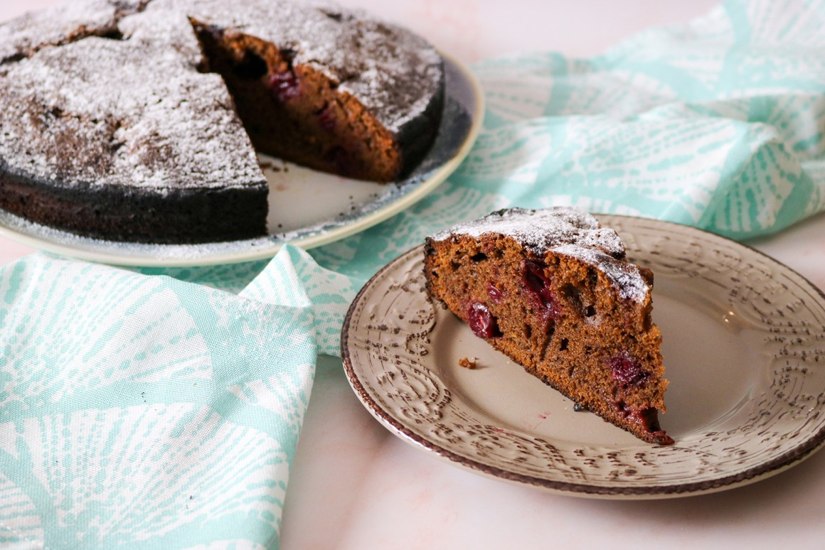 Schokokuchen mit Kirschen