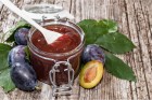 Zwetschgenmarmelade mit Amaretto