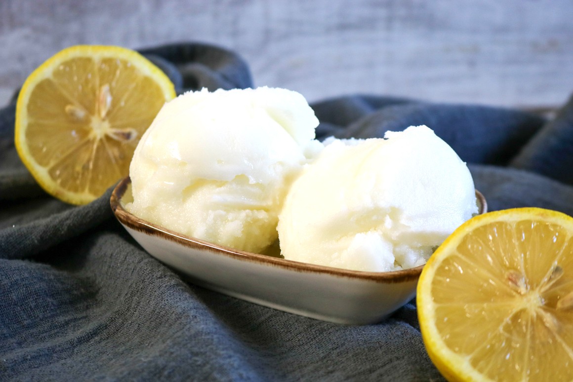 Prickelndes Sekt-Sorbet