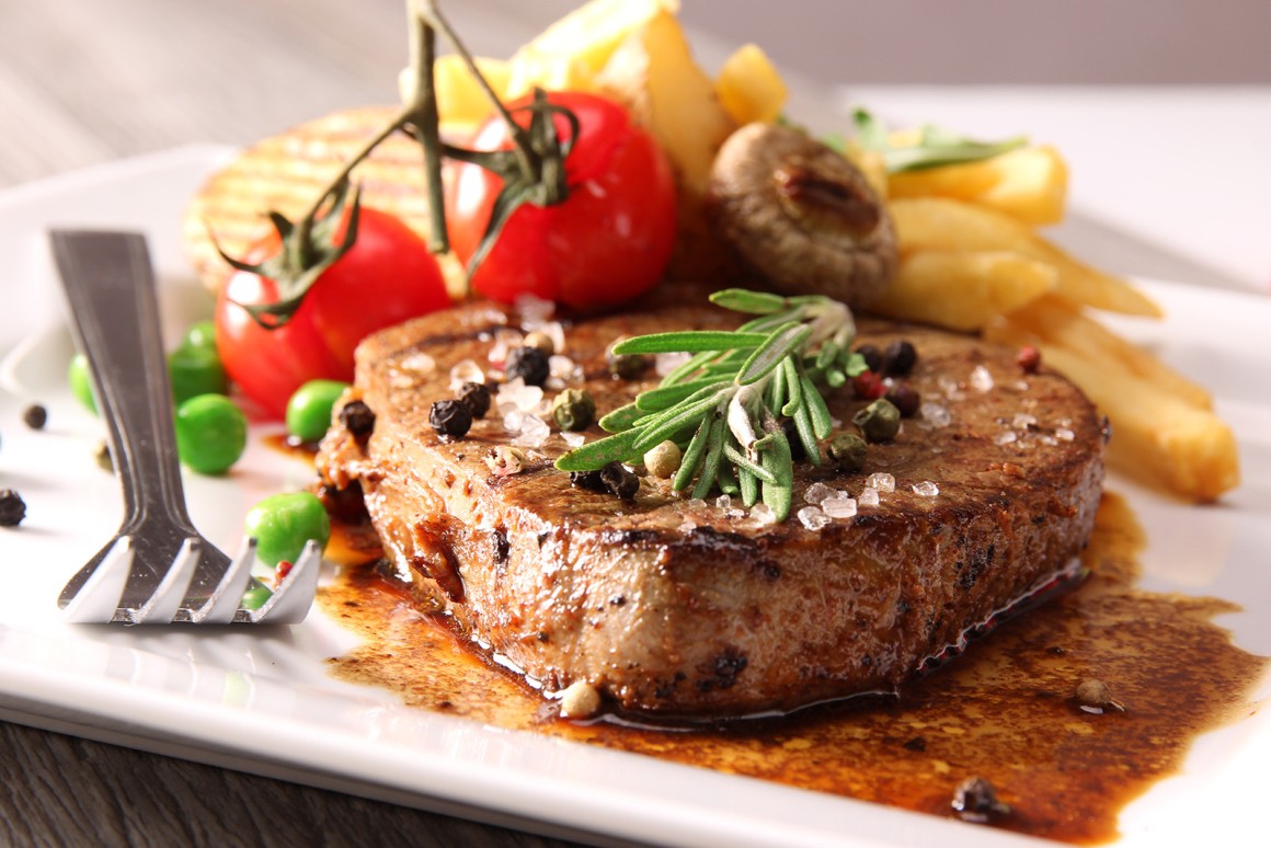 Pfeffersteak flambiert