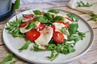 Erdbeer-Mozzarella-Carpaccio