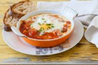 Tomateneintopf mit Ei
