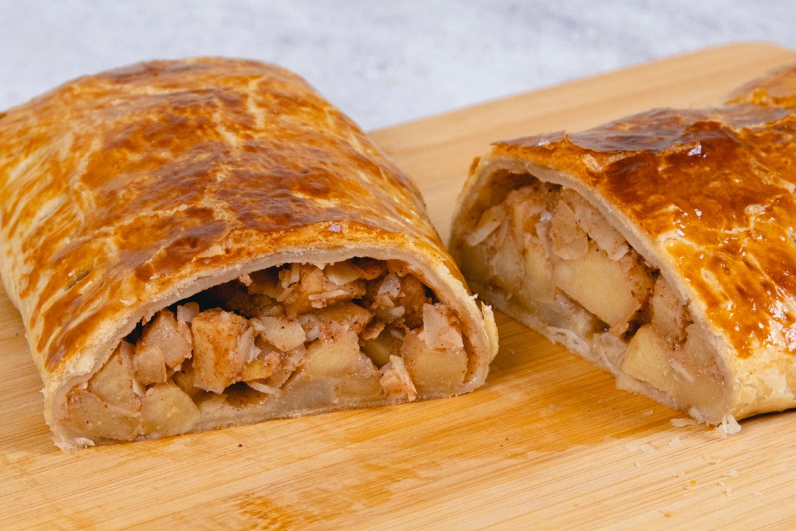 Blätterteig-Apfelstrudel