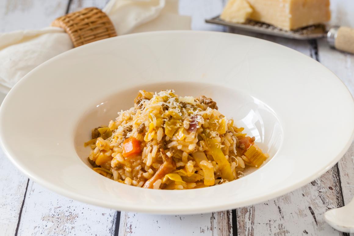 Risotto mit Hackfleisch und Kohl