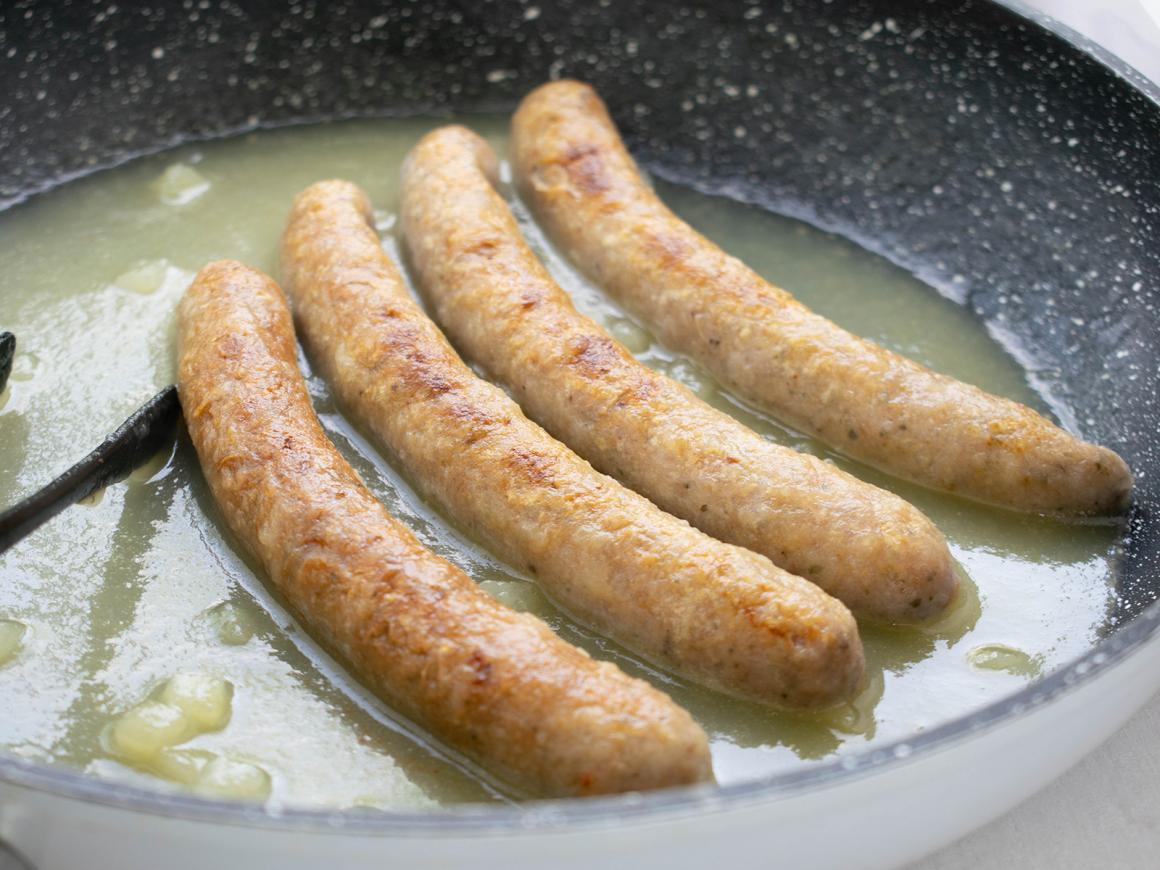 Bratwürste in Apfelweinsauce