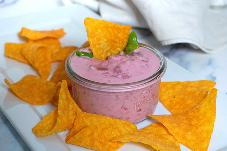 Rote Bete-Feta-Dip