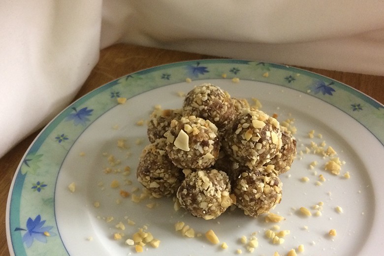 Erdnuss Energyballs