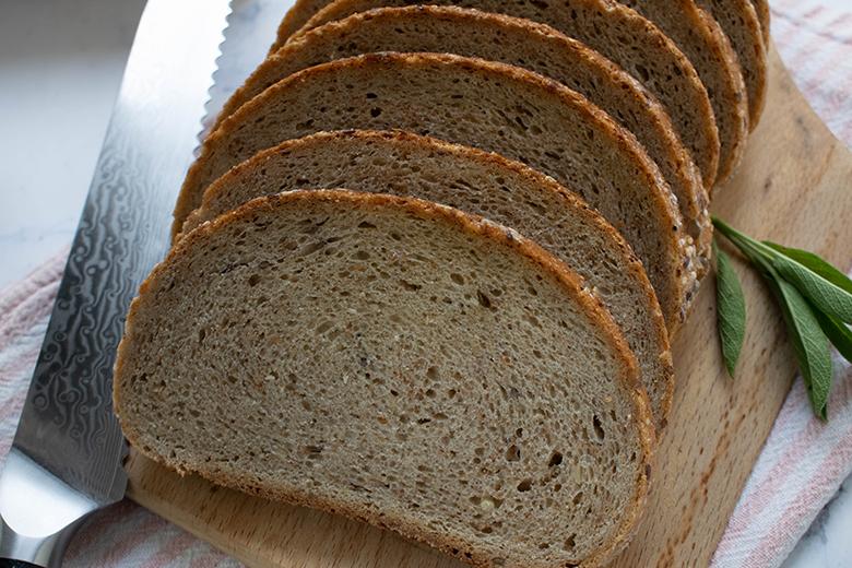 Omas Körnerbrot