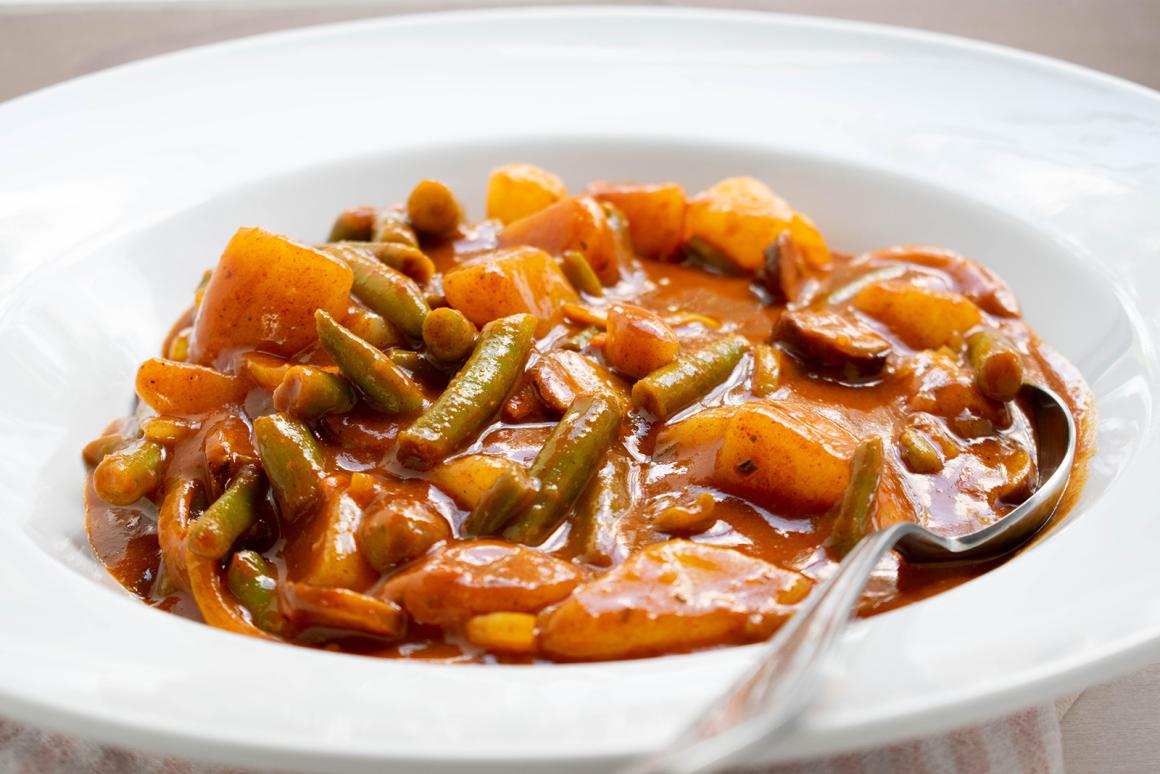 Kartoffel-Fisolen-Gulasch