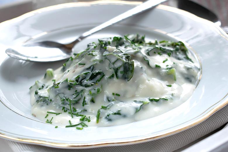 Wirsing mit Joghurtsauce