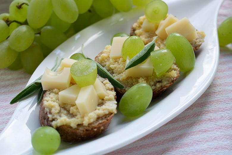 Herzhafte Walnuss-Käse-Häppchen