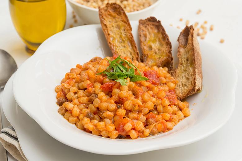 Fregola Sarda mit Tomaten
