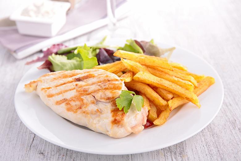 Zarte Grill-Hähnchenbrust