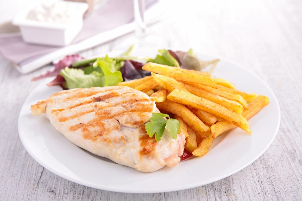 Zarte Grill-Hähnchenbrust