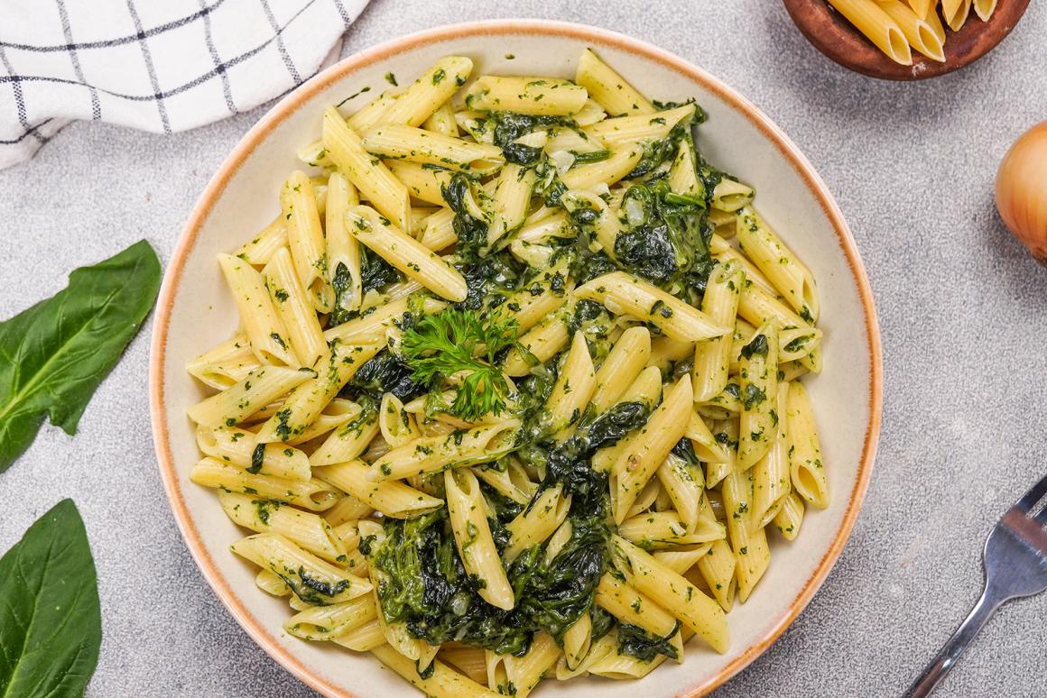 Pasta mit cremiger Spinat-Sauce
