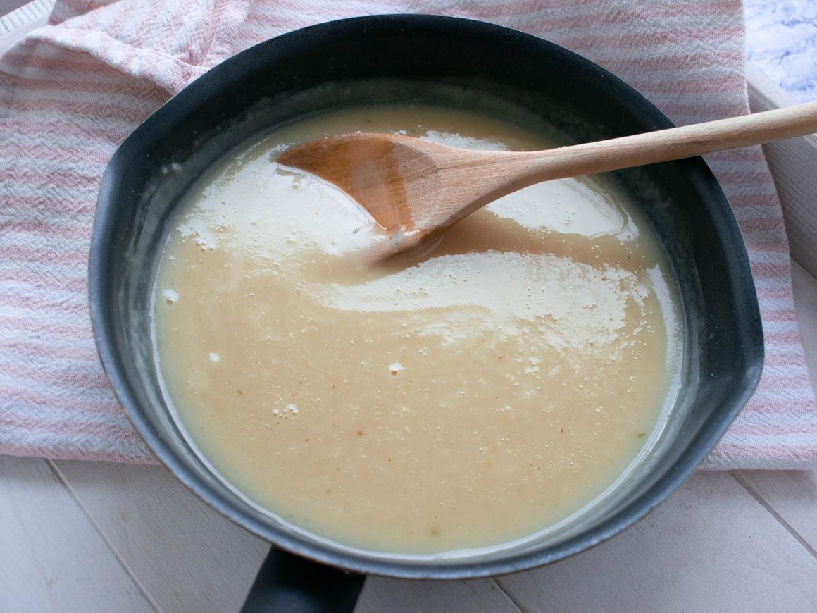 Braune, vegane Sauce