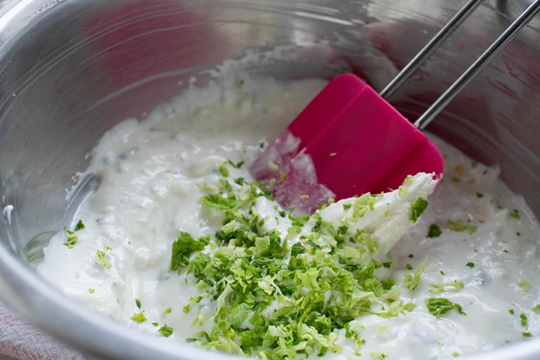 Portulak-Joghurt-Dip