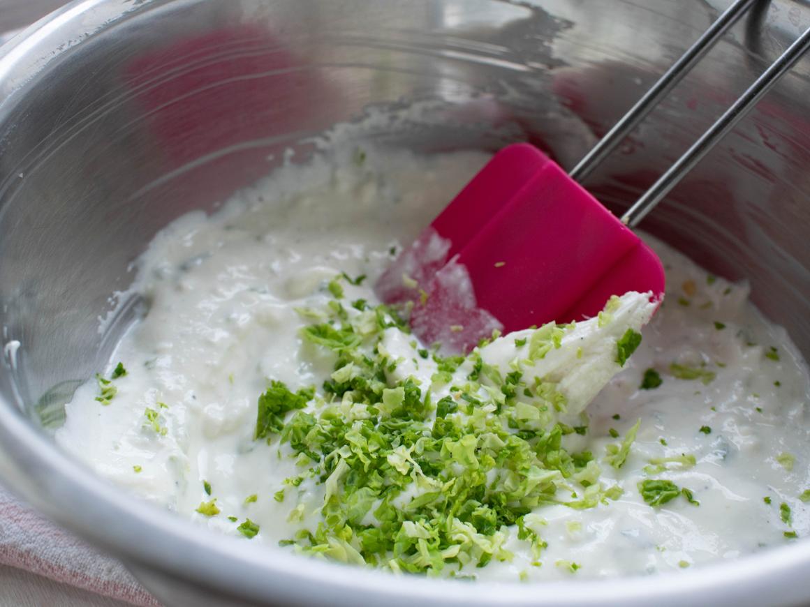 Portulak-Joghurt-Dip