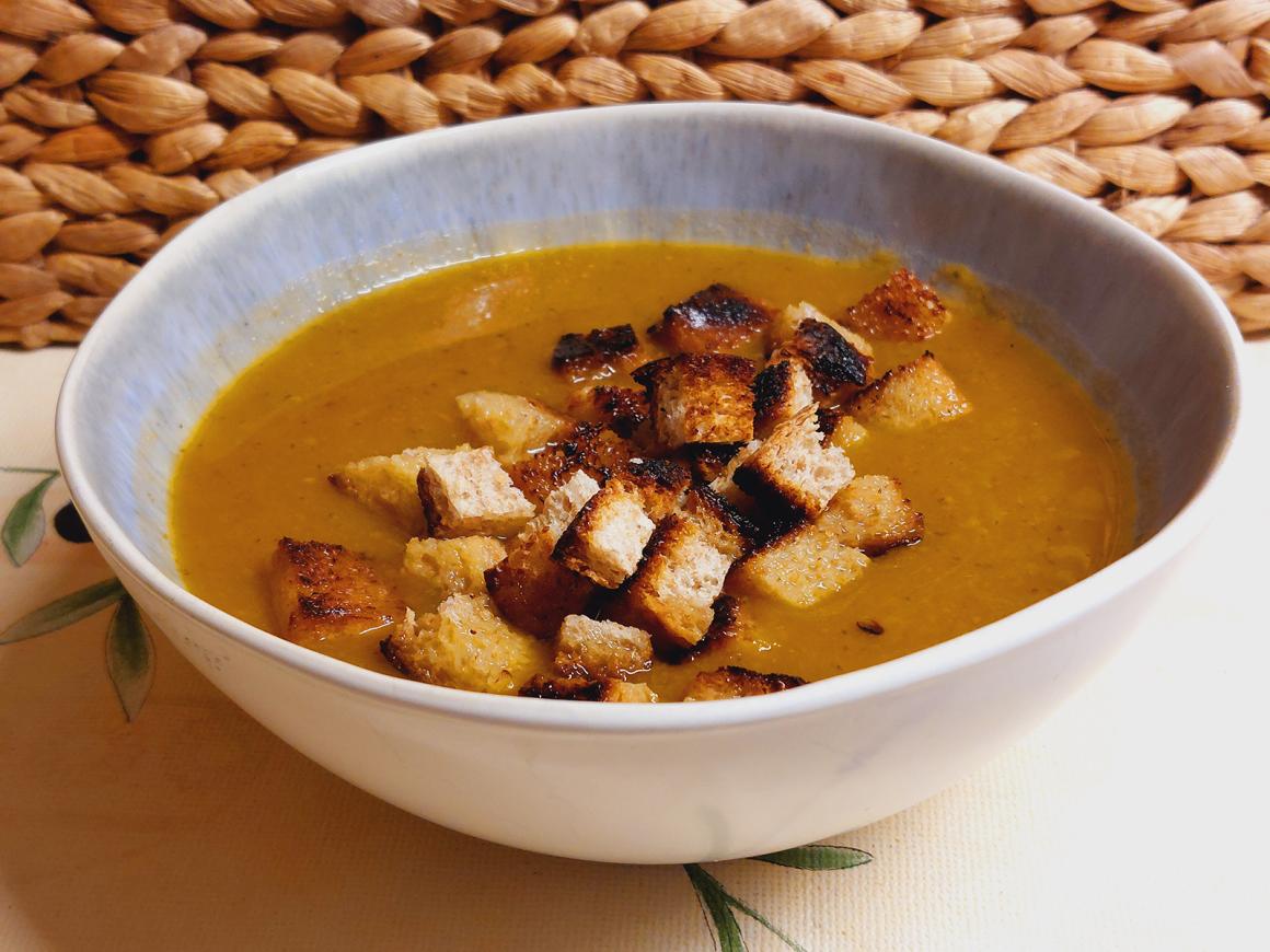 Kürbis-Orangensuppe