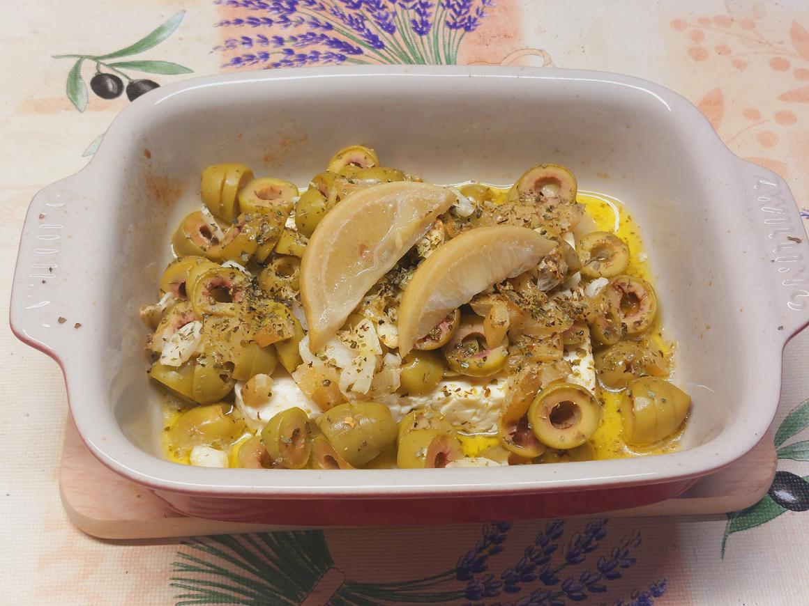 Überbackener Feta mit Salzzitrone