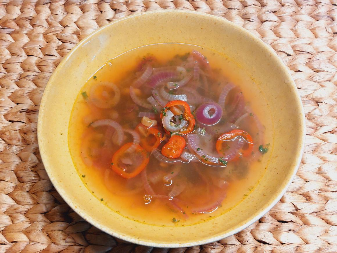 Knoblauch-Zwiebelsuppe