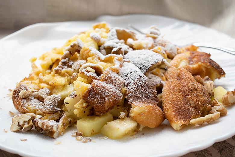 Apfel-Nuss-Schmarren
