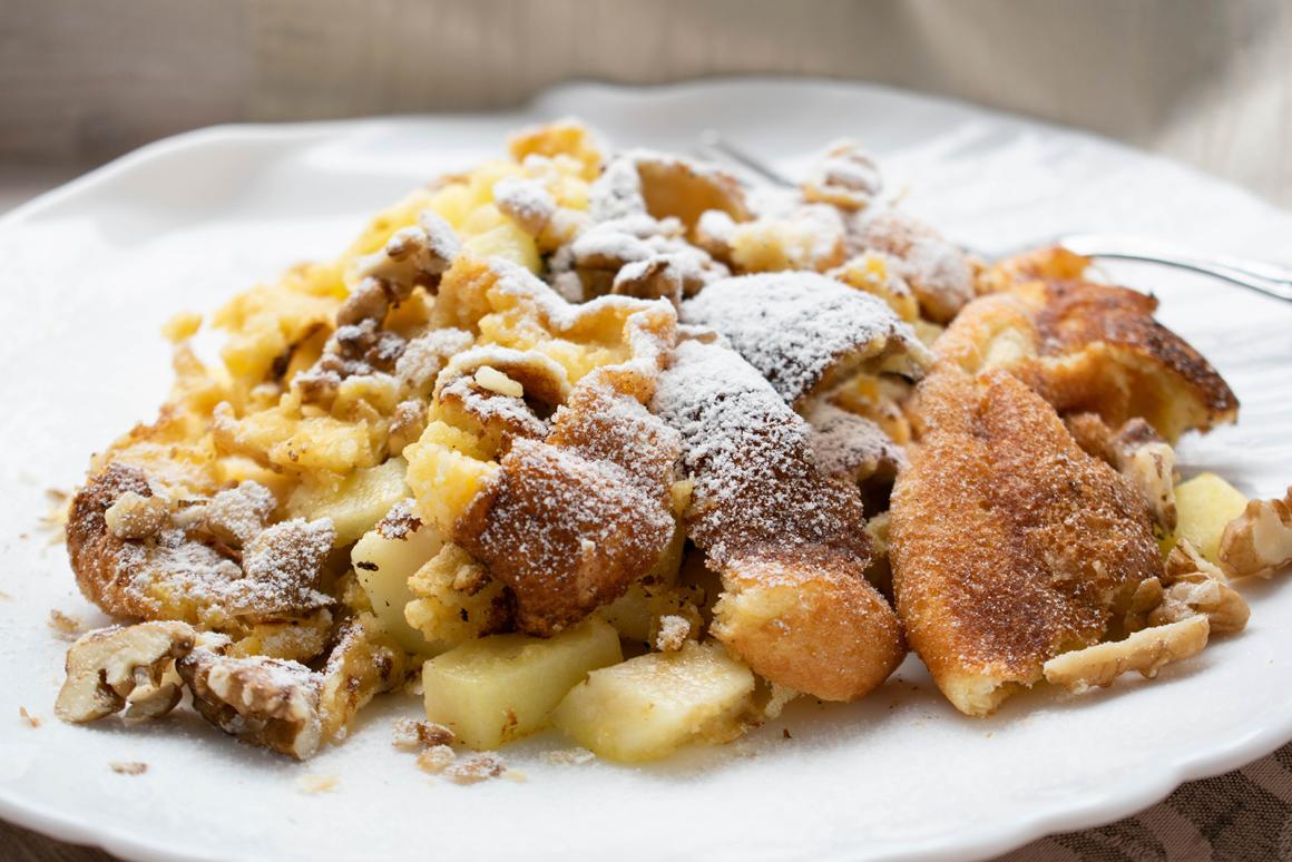 Apfel-Nuss-Schmarren