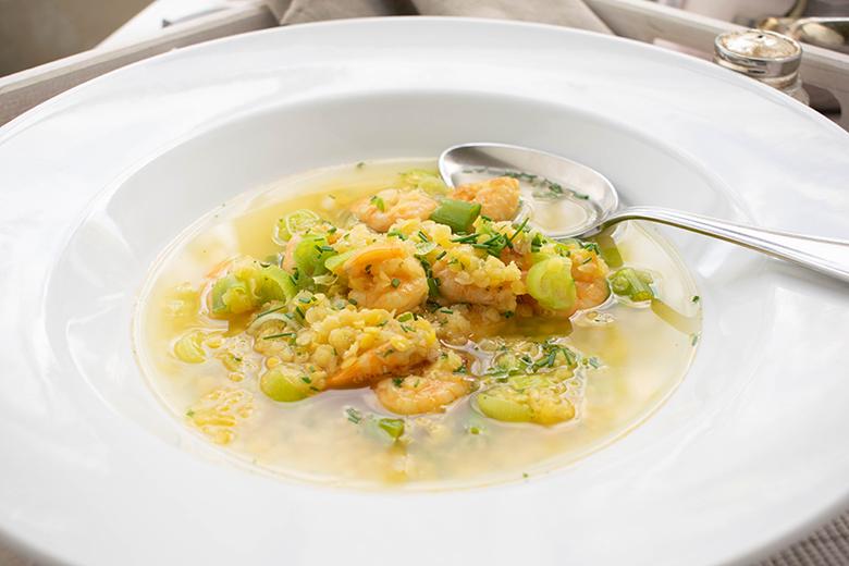 Deftige Linsen-Garnelen-Suppe