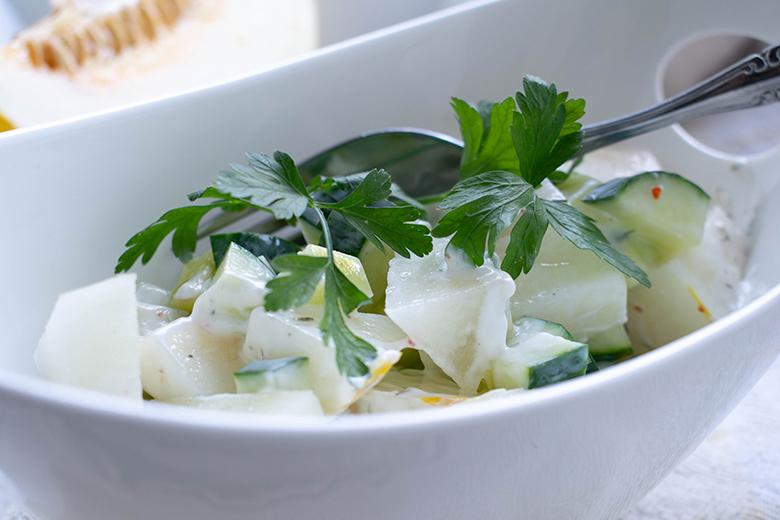 Gurken-Melonensalat