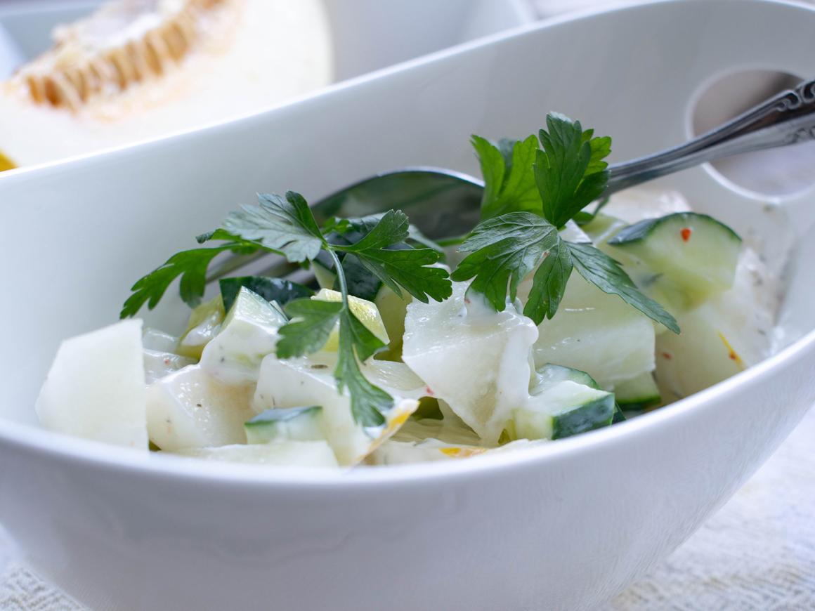 Gurken-Melonensalat