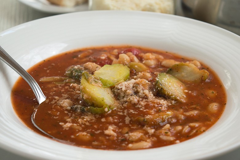 Rosenkohlminestrone