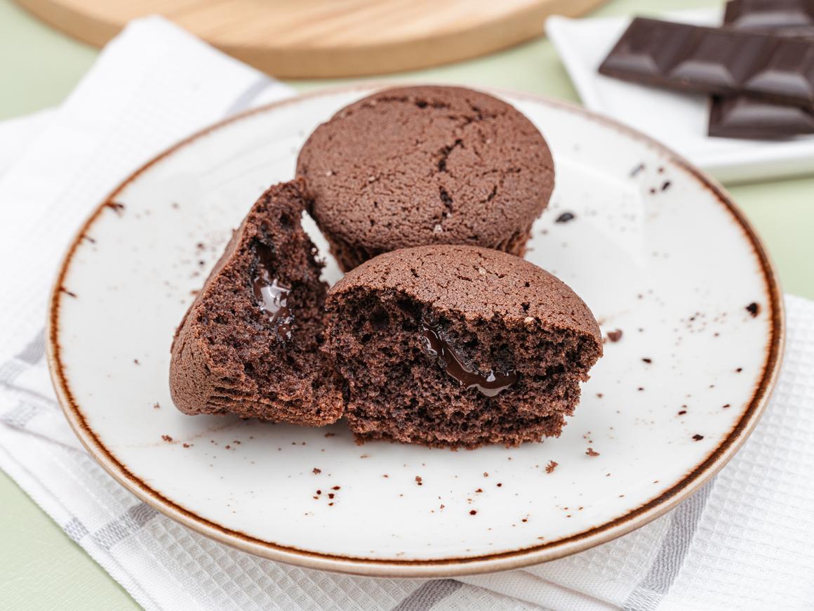Schoko-Muffins mit flüssigem Kern