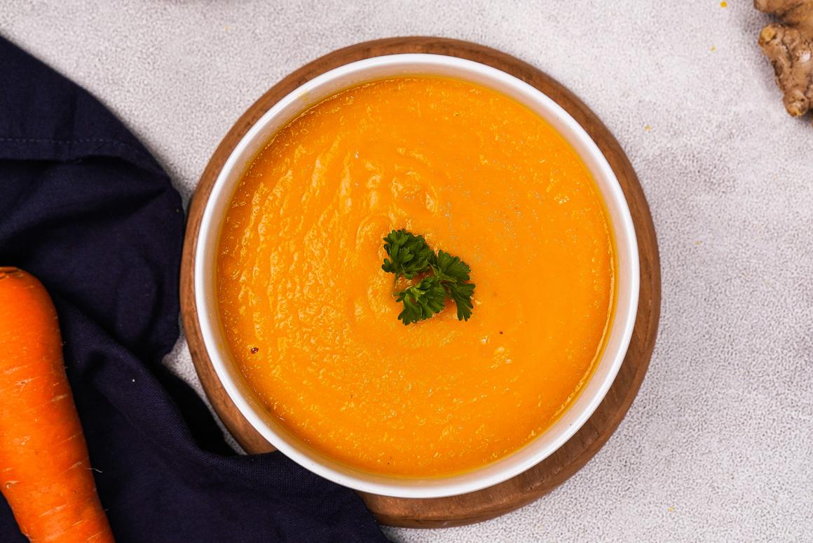 Möhrensuppe mit Kurkuma und Ingwer