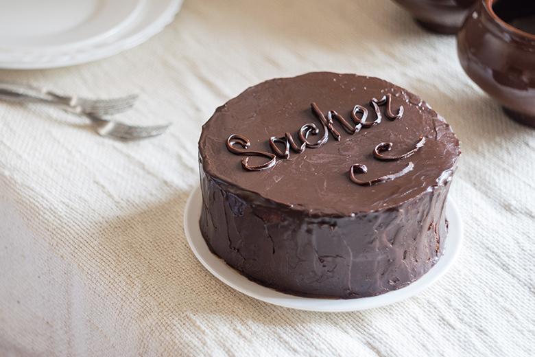 Kleine Sachertorte