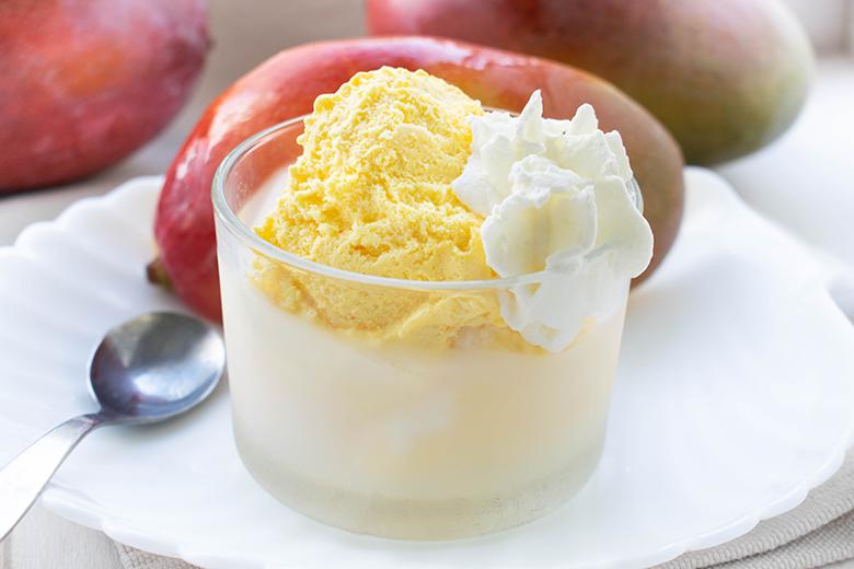 Kokos-Mango-Eis